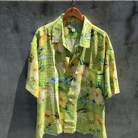 NWOT Amazing Tommy Bahama Silk Shirt Men’s Size XXL - Picture 4 of 10